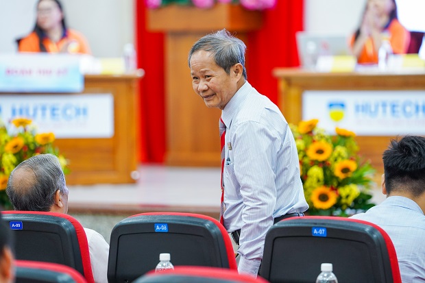 Đại hội Đại biểu Đoàn TNCS Hồ Chí Minh HUTECH nhiệm kỳ X thành công rực rỡ 44