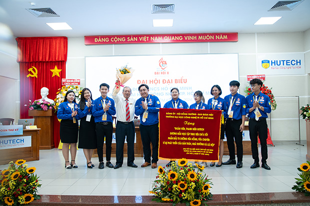 Đại hội Đại biểu Đoàn TNCS Hồ Chí Minh HUTECH nhiệm kỳ X thành công rực rỡ 259