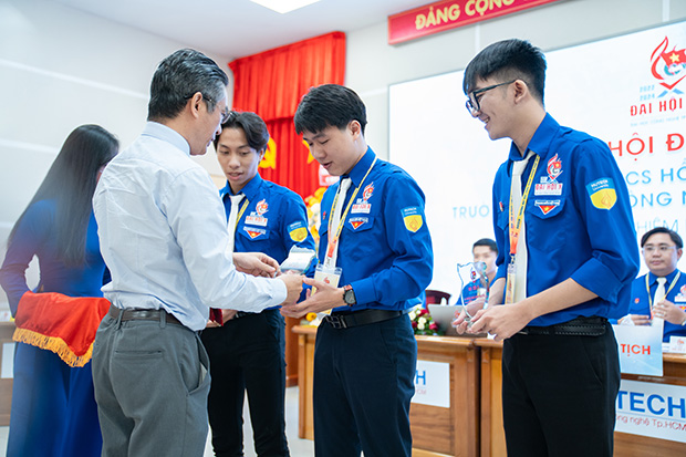 Đại hội Đại biểu Đoàn TNCS Hồ Chí Minh HUTECH nhiệm kỳ X thành công rực rỡ 276