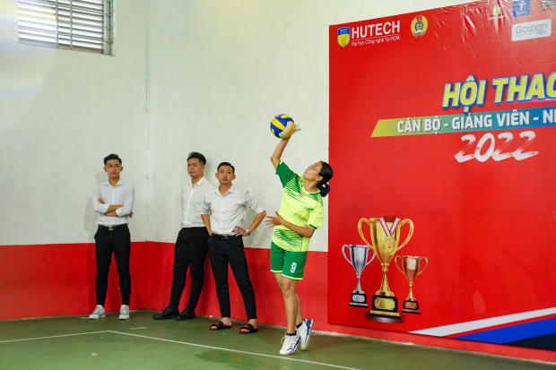Album ảnh Hội thao CB-GV-NV HUTECH 2022: Đương kim vô địch Bóng chuyền nữ khẳng định sức mạnh 89