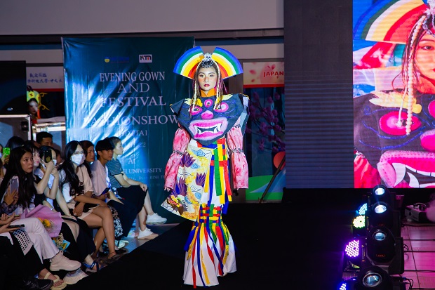 Chiêm ngưỡng loạt thiết kế mãn nhãn tại "Fashion show 19" của sinh viên Thiết kế thời trang HUTECH 75