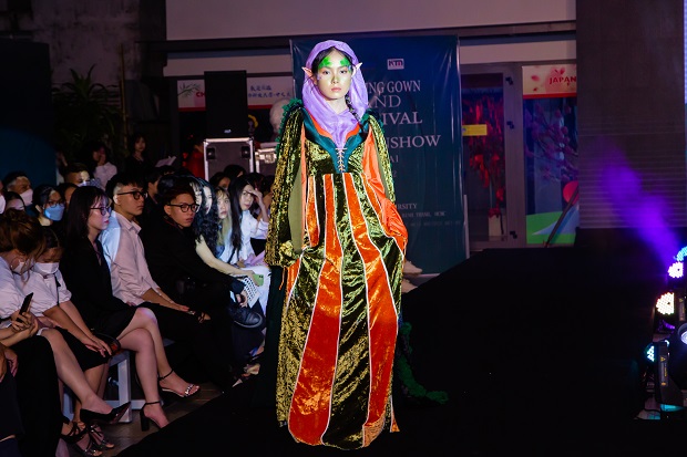 Chiêm ngưỡng loạt thiết kế mãn nhãn tại "Fashion show 19" của sinh viên Thiết kế thời trang HUTECH 84