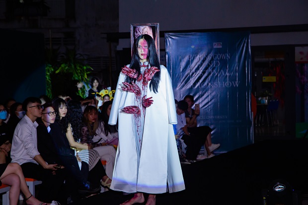 Chiêm ngưỡng loạt thiết kế mãn nhãn tại "Fashion show 19" của sinh viên Thiết kế thời trang HUTECH 93