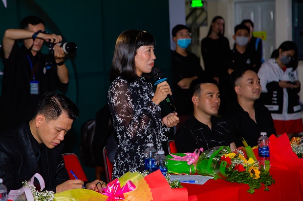 Chiêm ngưỡng loạt thiết kế mãn nhãn tại "Fashion show 19" của sinh viên Thiết kế thời trang HUTECH 23