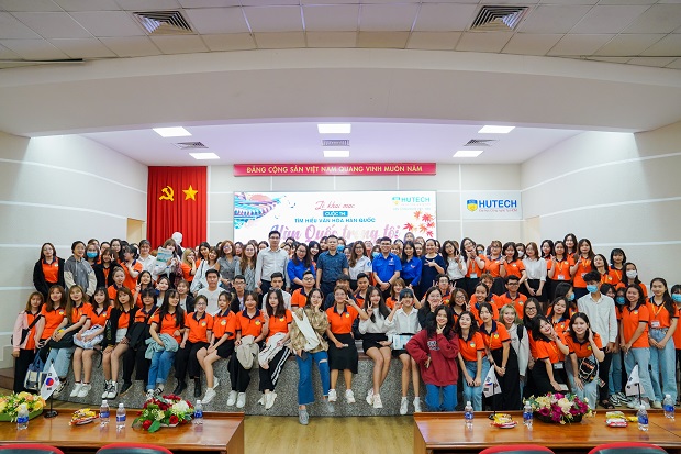 Students of Korea – Vietnam Institute of Technology compete heatedly at the “Korea in my heart” academic competition 58