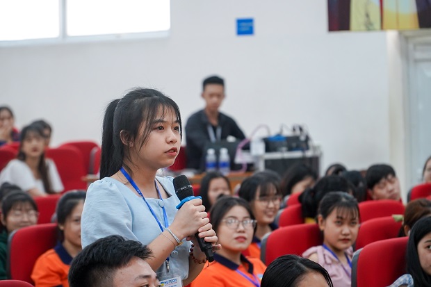 Sinh viên HUTECH cần các tiêu chí gì để chinh phục nhà tuyển dụng? 59