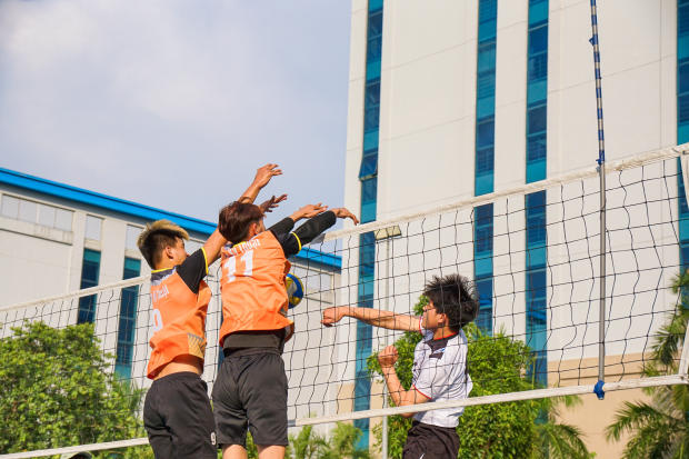 Album ảnh HUTECH Games 2022 - Chung kết Bóng chuyền nam: Khó đoán ngôi vô địch 97