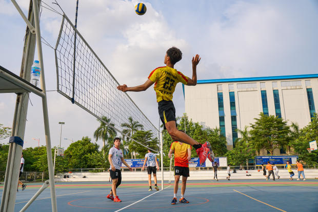 Album ảnh HUTECH Games 2022 - Chung kết Bóng chuyền nam: Khó đoán ngôi vô địch 31