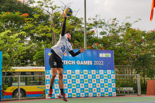 Album ảnh HUTECH Games 2022 - Chung kết Bóng chuyền nam: Khó đoán ngôi vô địch 64