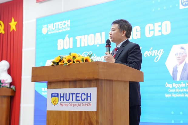 “Dialogue with the CEO” March 2021: The President of Vietnam Tourism Association engages in a dialogue with "future colleagues" at HUTECH 75