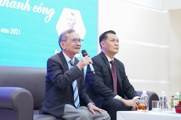 “Dialogue with the CEO” March 2021: The President of Vietnam Tourism Association engages in a dialogue with "future colleagues" at HUTECH 108