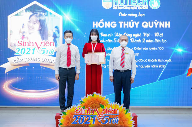 HUTECH’s Portrait - Thúy Quỳnh & hành trình từ “chỉ biết bolero” đến Chủ nhiệm CLB Văn nghệ Keiko 192