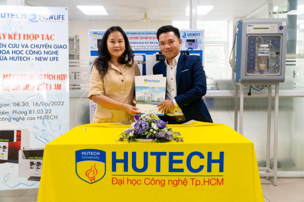 HUTECH signed a cooperation agreement on research and technology transfer with NewLife Trading Service & Communication Co. Ltd 10