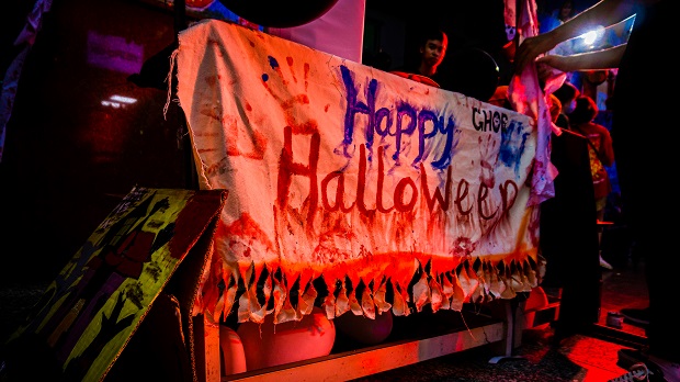 Sinh viên HUTECH khám phá “Thị trấn ma quái” trong đêm Halloween sôi động 49