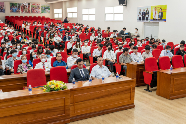 HUTECH Student Scientific Conference 2022 welcomes 518 reports 13