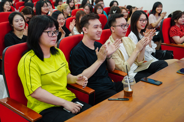 Workshop “Kỹ năng chinh phục doanh nghiệp Hàn Quốc” mang bí kíp bổ ích đến sinh viên Viện Công nghệ Việt - Hàn 107