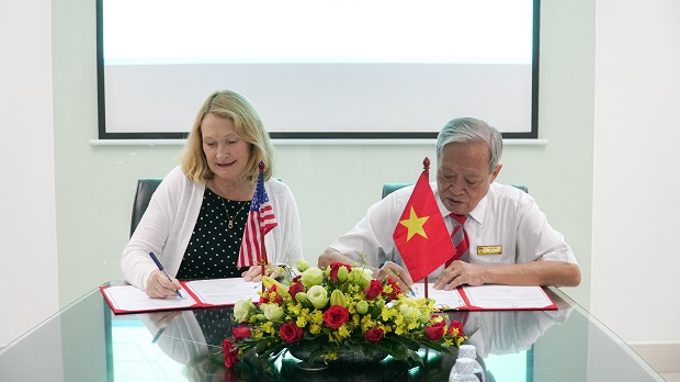 HUTECH và ĐH Minnesota Crookston (Hoa Kỳ) ký hợp tác chương trình “1+3” 52