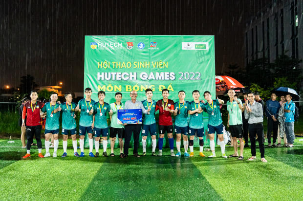 HUTECH Games 2022 - Chúng ta đã rất cố gắng và mang về huy chương vàng cho Đoàn. Đội bóng đá nam Khoa QTKD mãi là nhà vô địch trong lòng người hâm mộ. 176
