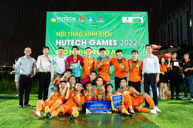 HUTECH Games 2022 - Chúng ta đã rất cố gắng và mang về huy chương vàng cho Đoàn. Đội bóng đá nam Khoa QTKD mãi là nhà vô địch trong lòng người hâm mộ. 170