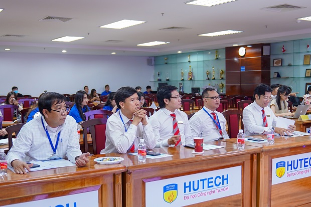 HUTECH Law Student named the runner-up in the 6th Law Olympiad Contest 18