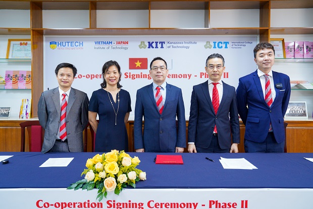 HUTECH and Kanazawa Institute of Technology sign the MOU on phase 2 of the cooperation in training 78