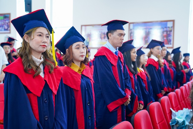 “Chuyến đò” tốt nghiệp đầu tiên năm 2021 đưa sinh viên thuộc 11 Khoa/Viện HUTECH cập bến 148
