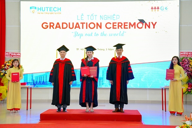 “Chuyến đò” tốt nghiệp đầu tiên năm 2021 đưa sinh viên thuộc 11 Khoa/Viện HUTECH cập bến 179