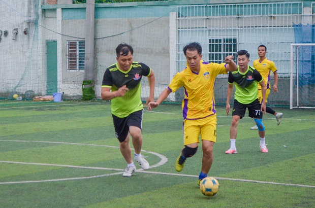The Semi-finals of men’s football in the 2020 Faculty and Staff Sports Fest: A strong comeback of the former champion 55