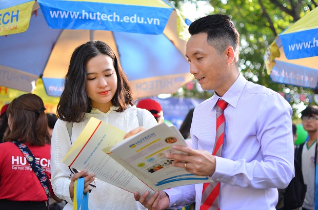 Cơ hội trúng tuyển Đại học 2020 vào HUTECH bằng phương thức xét điểm thi ĐGNL của ĐHQG TP.HCM 16