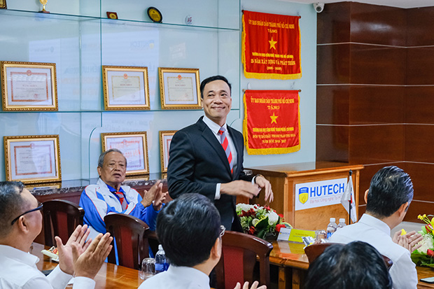 HUTECH và Ngân hàng Shinhan Việt Nam ký kết hợp tác chiến lược: Cơ hội cho nguồn nhân lực tương lai 59