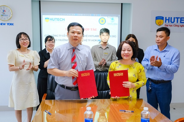 HUTECH signed a cooperation agreement with Vietlabs Technology Joint Stock Company on research, technology transfer and recruitment 24
