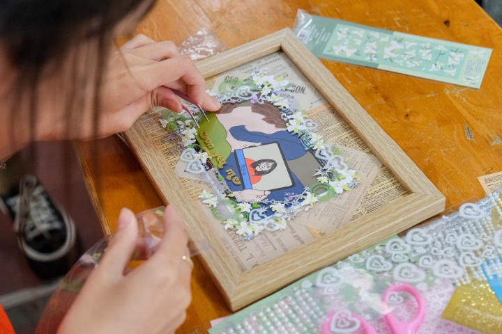 Các đội thi tập trung tạo nên thành phẩm HUTECH 3