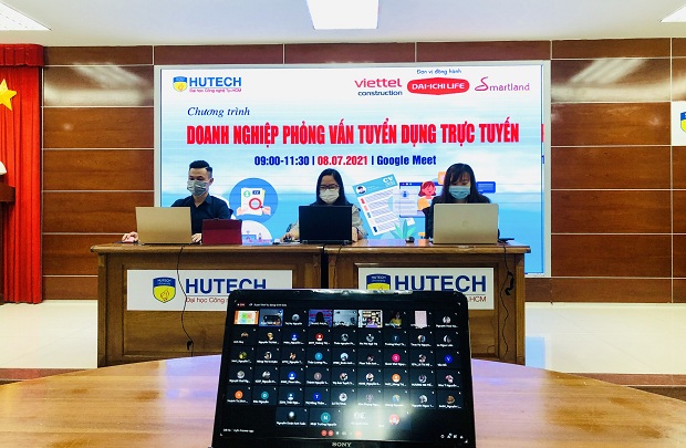 HUTECH organizes Enterprise Recruitment program in 7/2021 - phase 1 with more than 250 participating students 53
