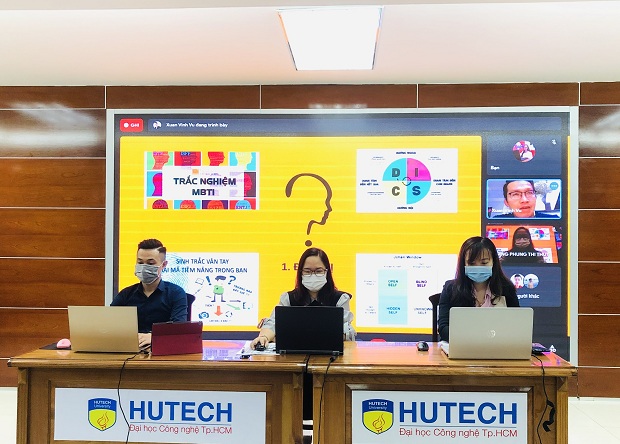 HUTECH organizes Enterprise Recruitment program in 7/2021 - phase 1 with more than 250 participating students 23