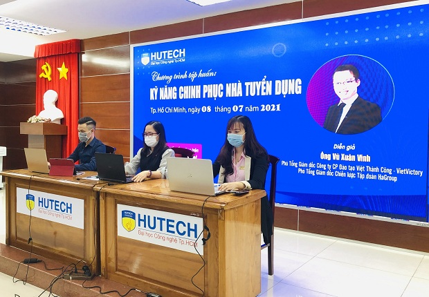 HUTECH organizes Enterprise Recruitment program in 7/2021 - phase 1 with more than 250 participating students 27