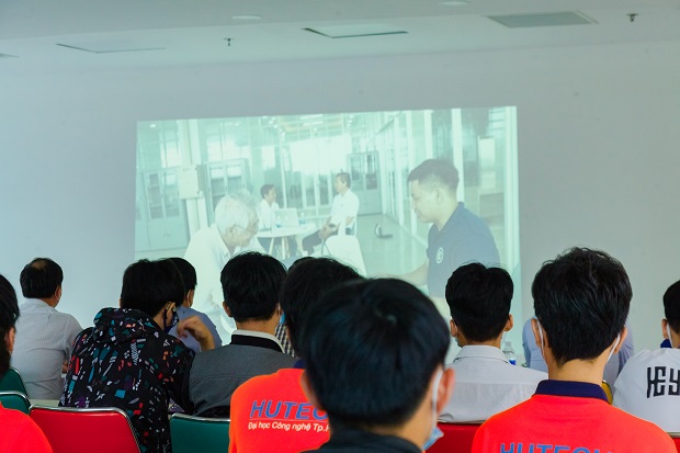 Viện Kỹ thuật HUTECH tổ chức đánh thức tinh thần khởi nghiệp của sinh viên qua “I - UniTour” 72