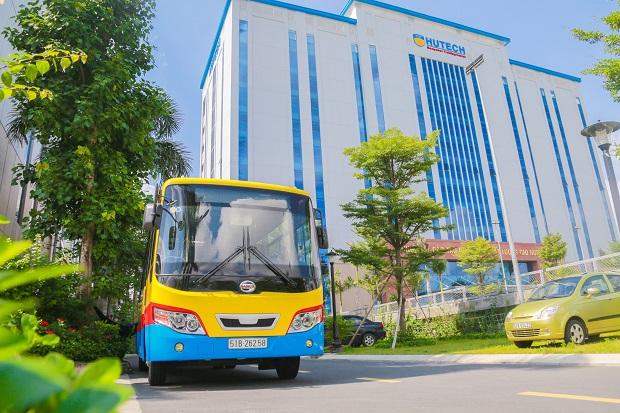 Cập nhật nhanh thông tin HUTECH Bus dành cho sinh viên học tập tại TP. Thủ Đức 19