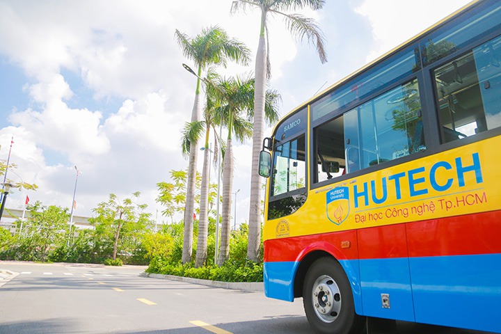 Tân sinh viên cần biết: "Điểm danh" tuyến xe bus đến trường cho sinh viên HUTECH 106