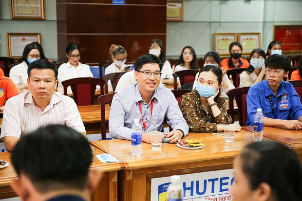 Viện Công nghệ Việt - Hàn phát động các phong trào sinh viên năm học 2020-2021 35