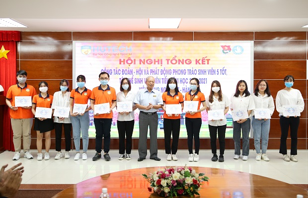 Viện Công nghệ Việt - Hàn phát động các phong trào sinh viên năm học 2020-2021 58