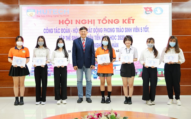 Viện Công nghệ Việt - Hàn phát động các phong trào sinh viên năm học 2020-2021 64