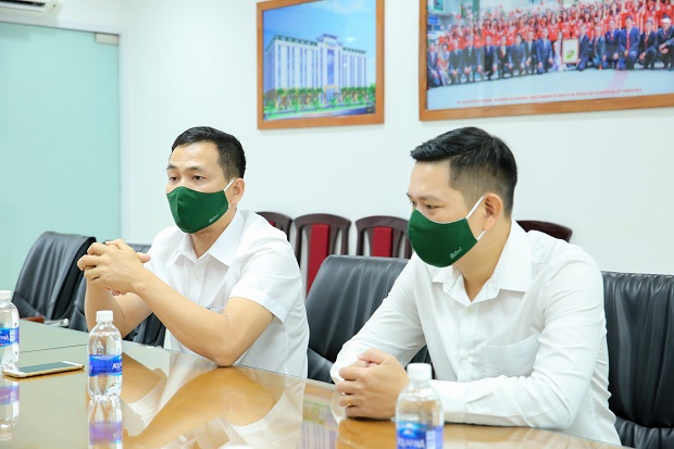 Donation of 5,000 masks to HUTECH students for Covid-19 prevention 28