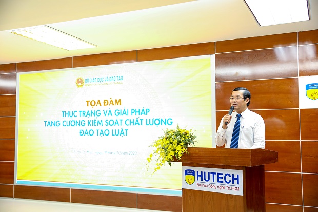 HUTECH and the Ministry of Education and Training organize a seminar to collect comments on the draft policy on controlling the quality of legal education and training programs 12