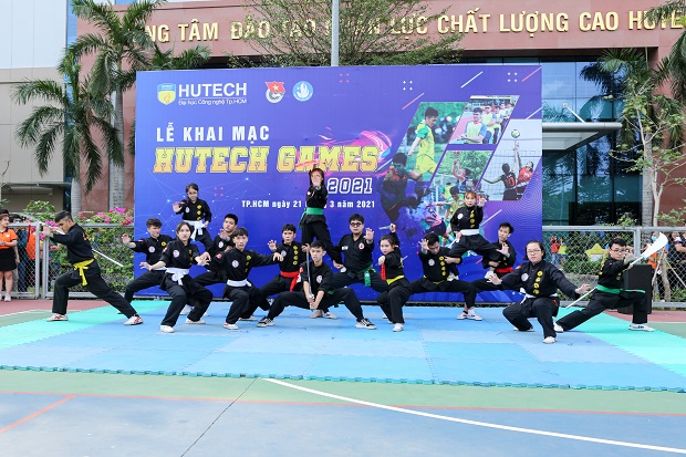 Colorful and vibrant opening ceremony of HUTECH Games 2021 26