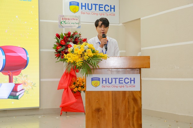 The sound of the opening drum heralds the official start to the 2020-2021 academic year as HUTECH gets ready for a new journey 130