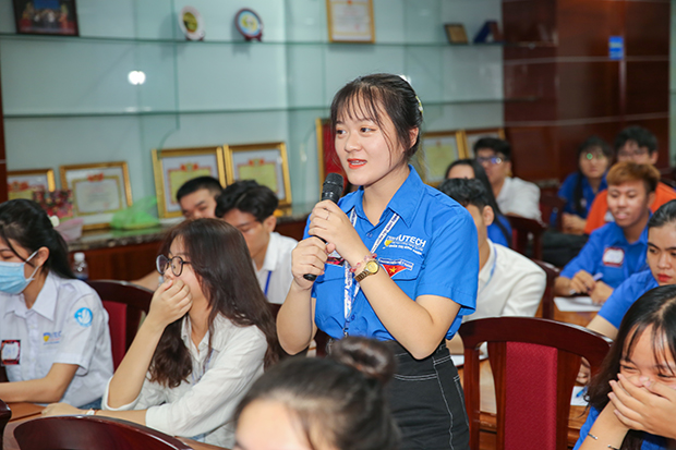 Khoa Quản trị kinh doanh HUTECH khởi động hành trình “Đi tìm thủ lĩnh” lần thứ I 30