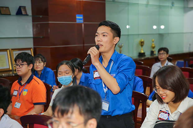 Khoa Quản trị kinh doanh HUTECH khởi động hành trình “Đi tìm thủ lĩnh” lần thứ I 27