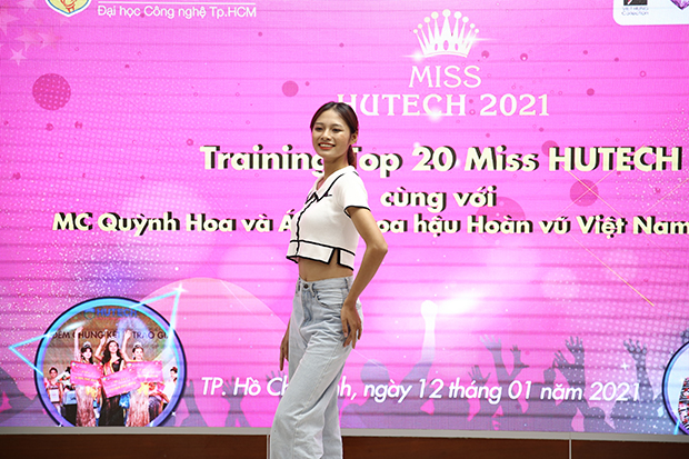 Top 20 Miss HUTECH tích cực chuẩn bị cho “chặng cuối” cùng MC Quỳnh Hoa và Á hậu Kim Duyên 53