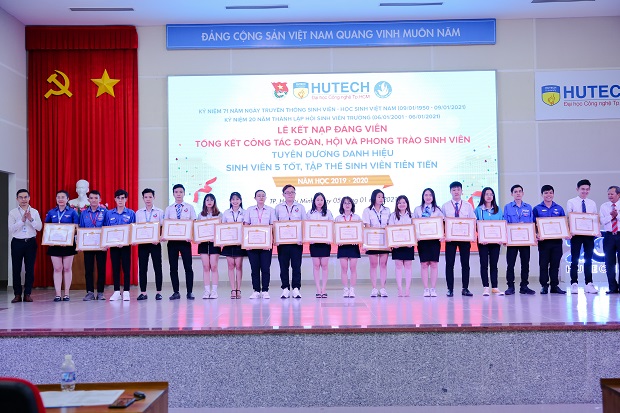 243 Sinh viên 5 tốt cấp Trường của HUTECH sẽ được vinh danh vào ngày 05/01/2022 12