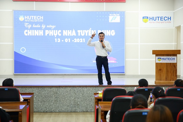 Chuyên gia nhân sự Triumph Việt Nam “mách nhỏ” sinh viên HUTECH cách ghi điểm trước nhà tuyển dụng 45